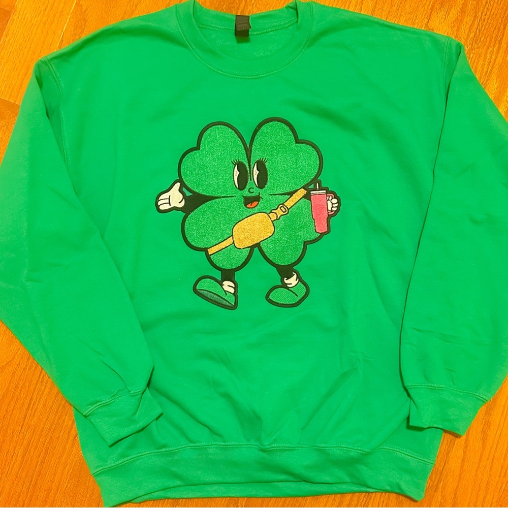 Gildan Green Sweatshirt with Shamrock Design